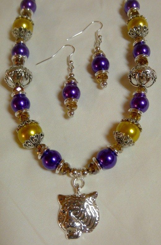 LSU TIGER Pendant/Necklace and Earring Set in Purple & Gold/NEW  